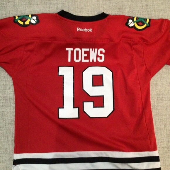 Chicago Blackhawks NHL Jersey Youth L/XL Jonathan Toews Hockey - Picture 5 of 5